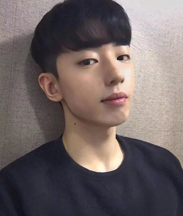 欧阳桦苑莲