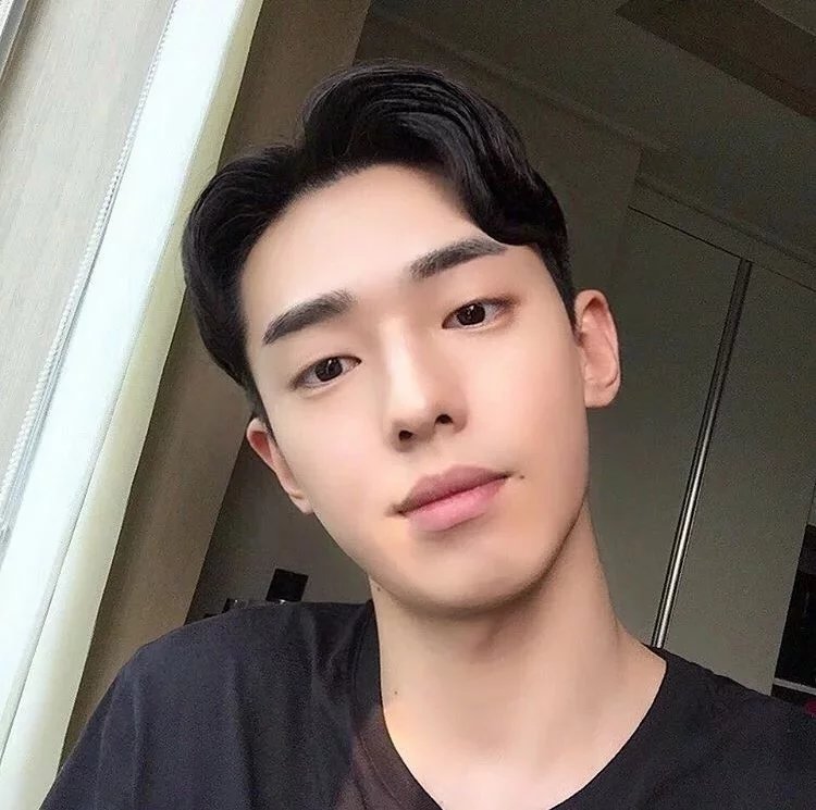 冉翠岩云
