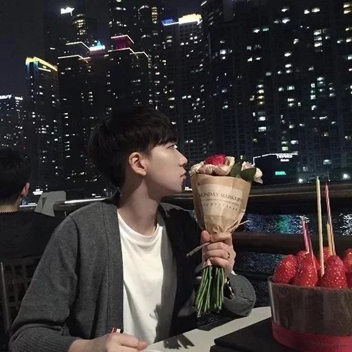 苗茜爽羽