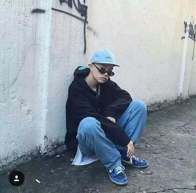 云成强晴
